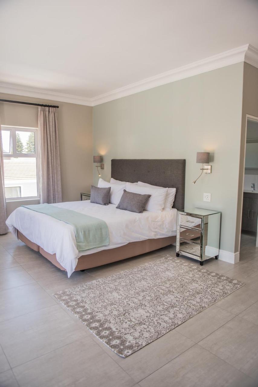 The Whale On Main B&B Hermanus Exterior foto